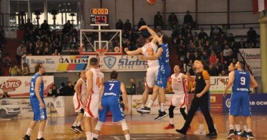 Košarkaši Borca se mučili protiv Spartaka, ali upisali pobedu Košarkaši Borca se mučili protiv Spartaka, ali upisali pobedu