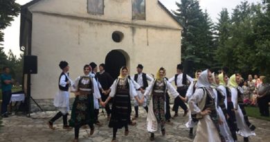U Sirogojnu obeleženi Petrovdanski dani U Sirogojnu obeleženi Petrovdanski dani