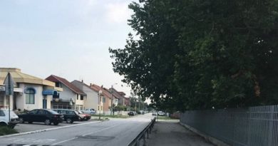 Meštani Atenice gube strpljenje zbog ponovnih napada svog sugrađanina Meštani Atenice gube strpljenje zbog ponovnih napada svog sugrađanina