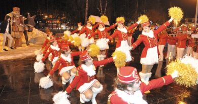 Defile mažoretkinja i miris mimoze na Zlatiboru Defile mažoretkinja i miris mimoze na Zlatiboru