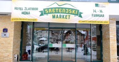 Proizvodi i ukusi Srbije na jednom mestu: Otvoren“Sretenjski market“ (FOTO) Proizvodi i ukusi Srbije na jednom mestu: Otvoren“Sretenjski market“ (FOTO)