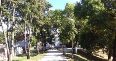 Uskoro će početi rekonstrukcija omiljenog šetališta Čačana – Gradskog bedema Uskoro će početi rekonstrukcija omiljenog šetališta Čačana – Gradskog bedema