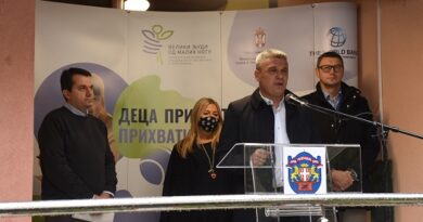 ODRŽAN PRVI SAJAM RODITELJSTVA ODRŽAN PRVI SAJAM RODITELJSTVA