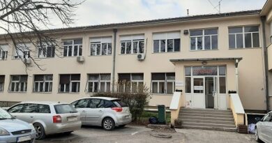DVA DEČAKA RODJENA U UTORAK 05.JULA DVA DEČAKA RODJENA U UTORAK 05.JULA
