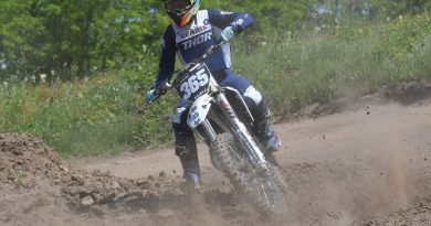 MOTO CROSS VESTI MOTO CROSS VESTI